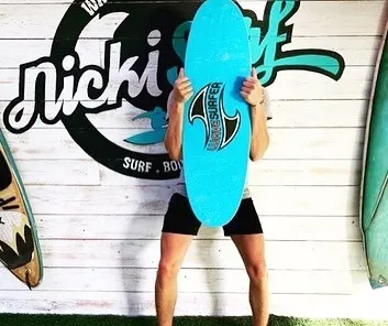 Nicki Surf